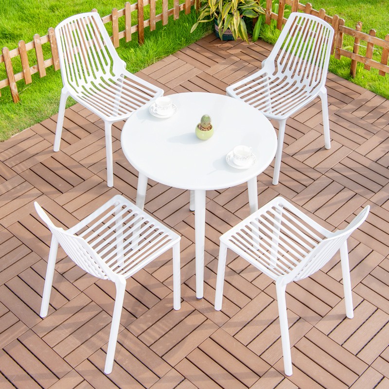 Plastic Garden Furnitures Simple White Leisure Outdoor Dining Chairs UK-GD022