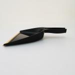 Heavy Duty 34x29.5x5.5cm Large Outdoor Dust Pan Plastic For Workplace