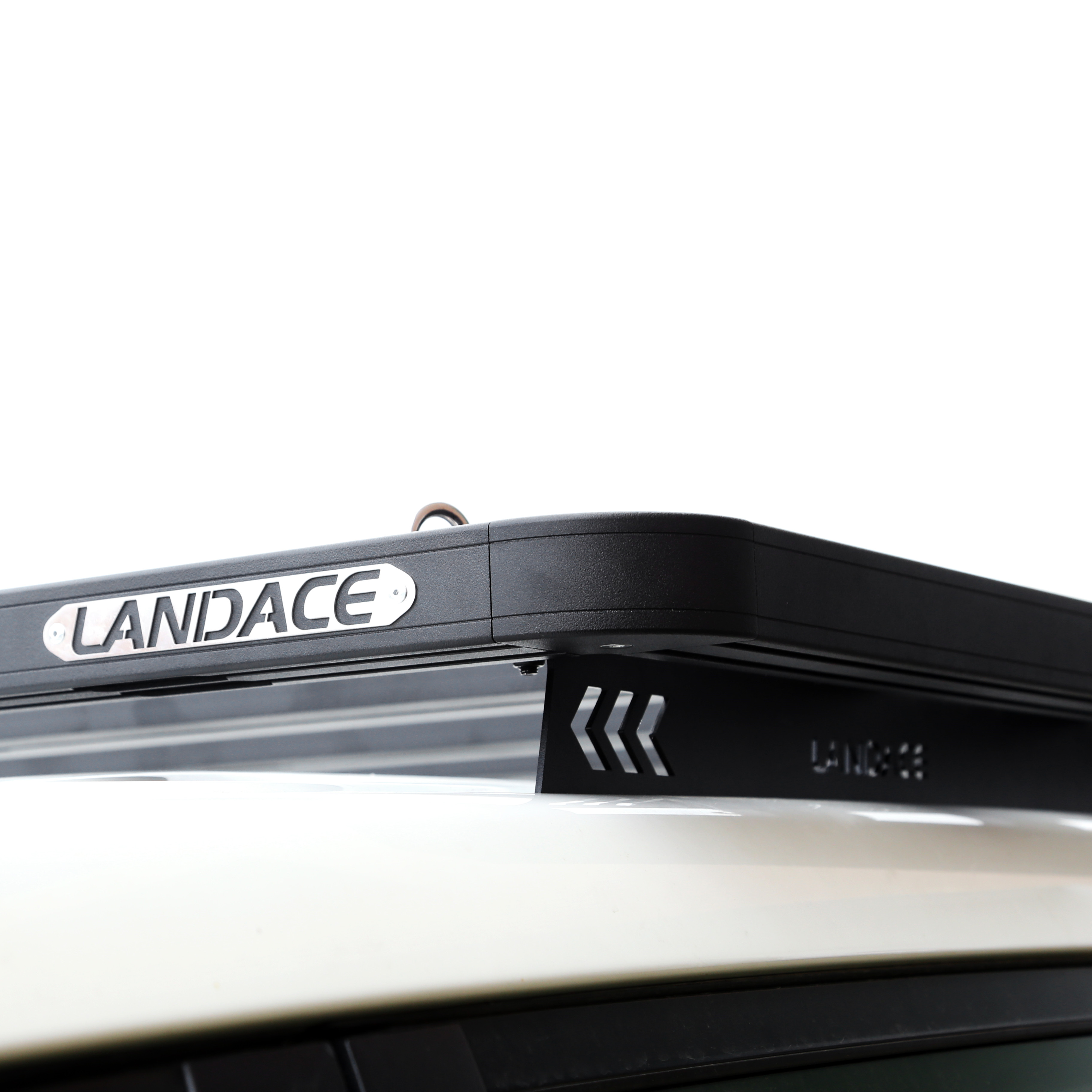 Customized Multi-functional Roof Platform for Cruiser LC200 at Direct