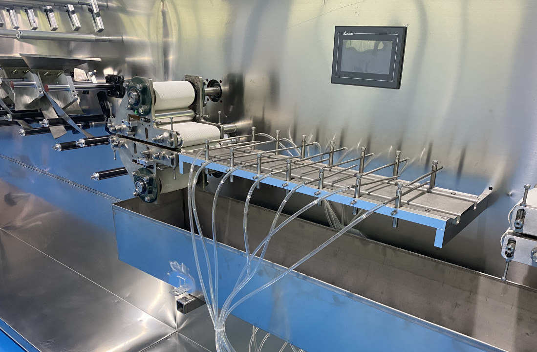 80-120pcs / Pack Wet Wiping Making Machine Mechanical Driven Type