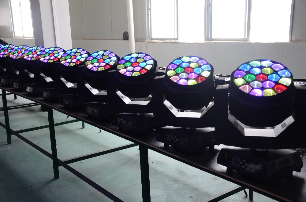 50000 Hours Lifespan 19*15W RGBW LED Big Bee Eyes Moving Head Stage Light with Remote