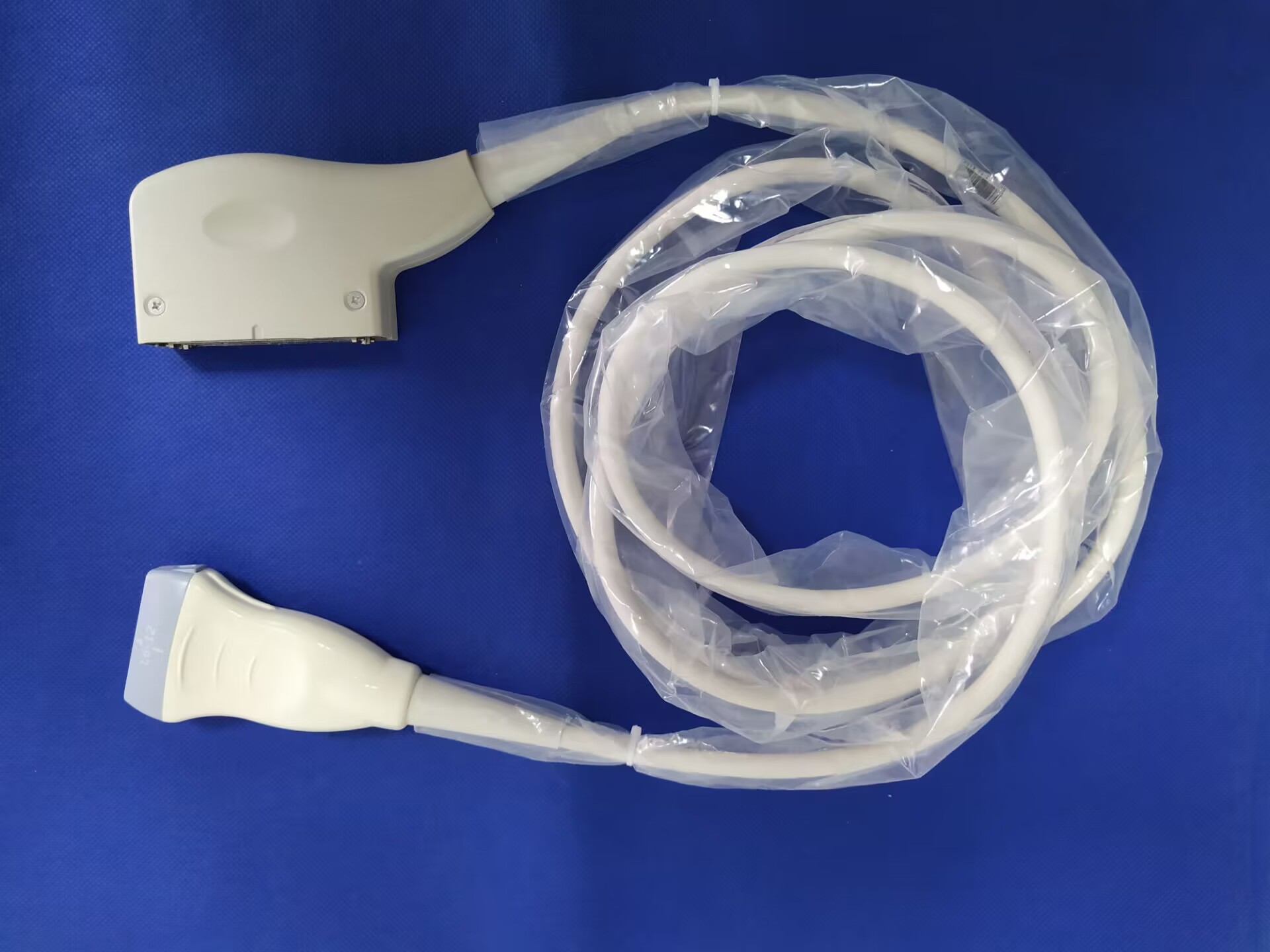 Logiq P7/V2/V3 Vivid T8 Versana Premier Compatible GE L6-12-RS Linear Ultrasound Probe