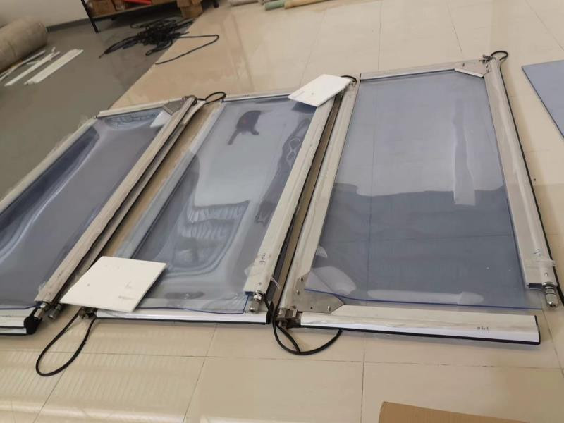 Flexible Soft PVC Swing Door Finished Kitchen Traffic Door Anti Collision