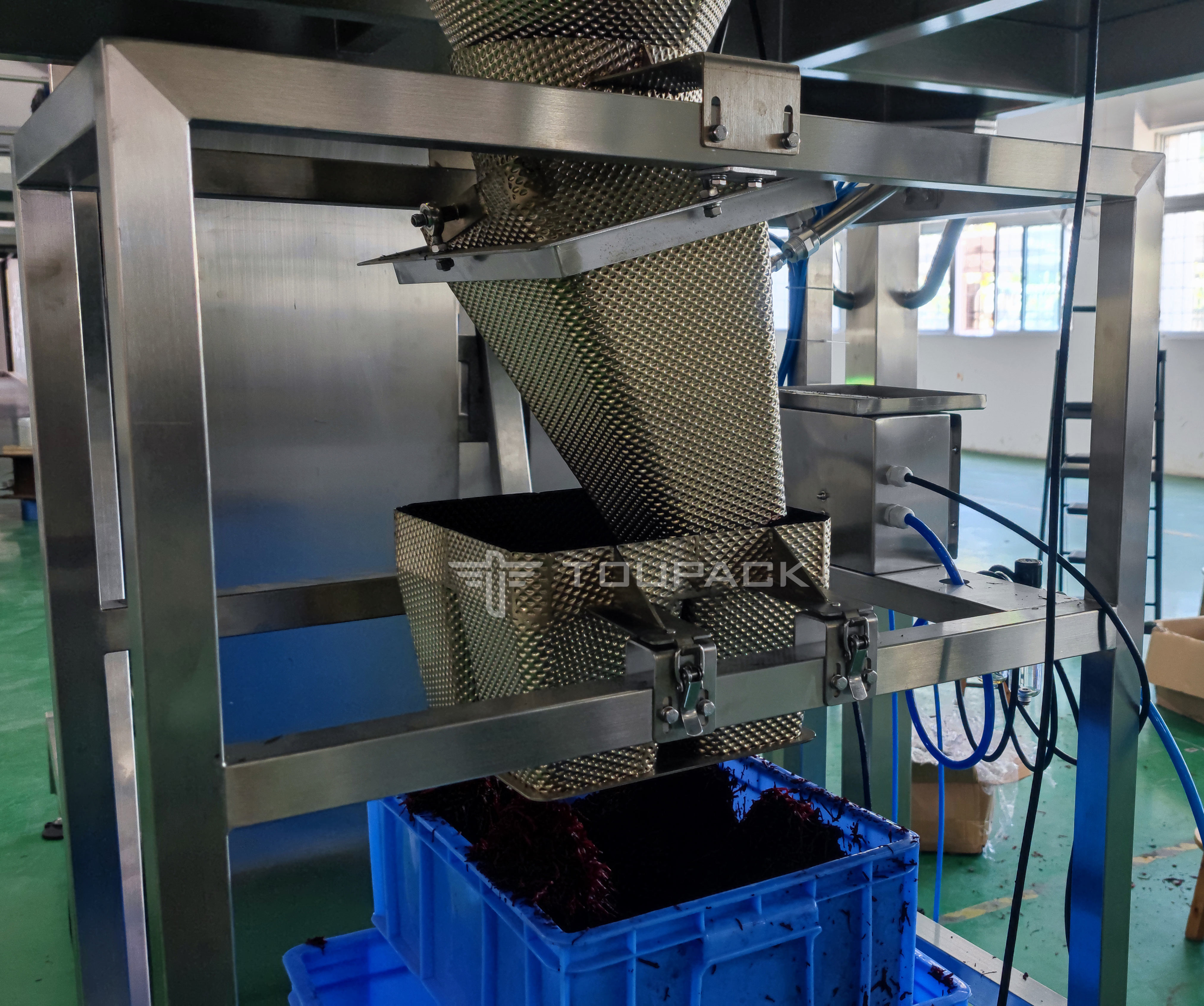 Automatic Screw Feeder Combination Weigher Filling Sticky Food Meat Dark Gold Multihead Weigher