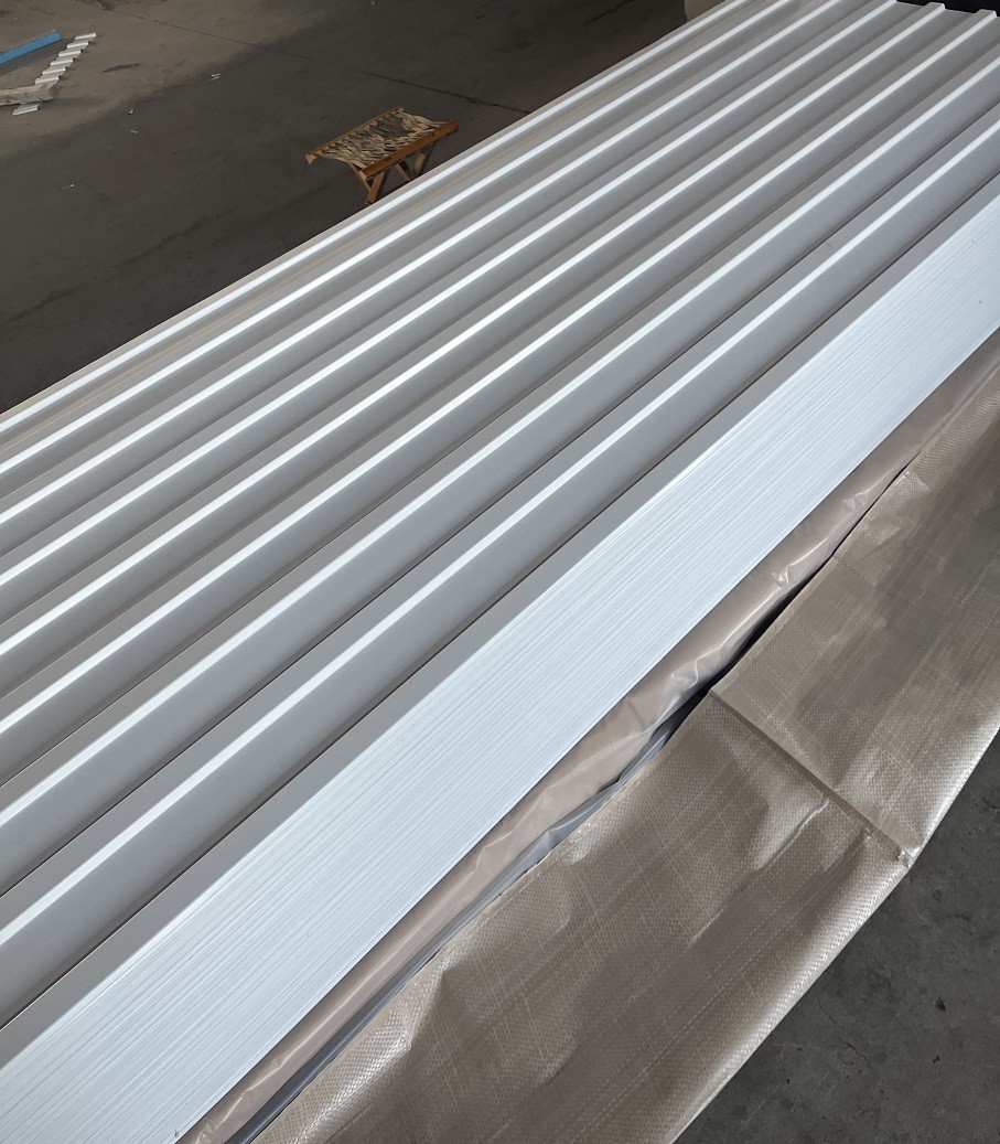 Ral Colored PPGI PPGL Roof Material HDP Dx51d Dx52D Prepainted Corrugated Metal Sheets PE Metal Corrugated Trapezoid