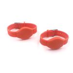 China Well-Made Silicone Promotional Price Classic 1k Rfid Waterproof Wristband