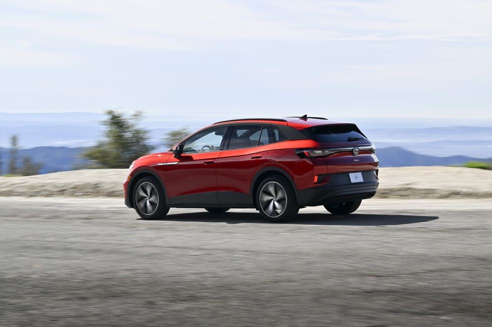 201P.s horsepower RWD up to 290miles EPA range at 2024 Volkswagen ID4 pure electric cars
