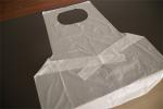 720x1170mm White Disposable PE Apron CE Certificate Contact With Food