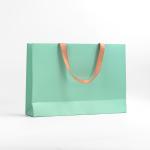 Customized Logo Shopping Bag for Clothing Candle and Cosmetics Packaging Custom