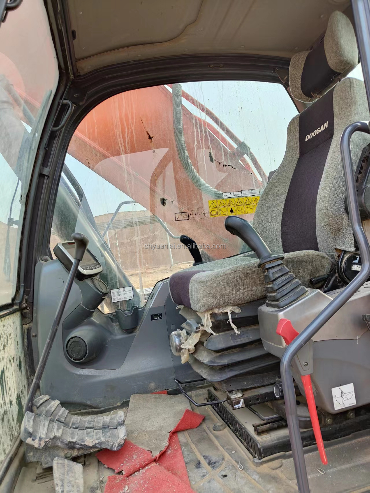 Affordable Second Hand DOOSAN DX360 Excavator with Original Paint and Good Condition