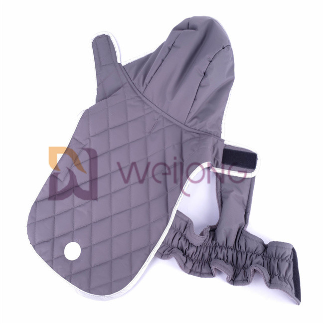 Reflective Patch Dog Coats With Hoods Velcro Opening Taslan Quilting Pet Jacket