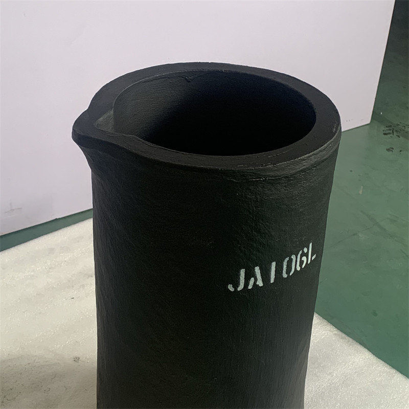 Crucible With Pouring Nozzle Energy Efficiency Metal Melting Silicon Carbide Graphite