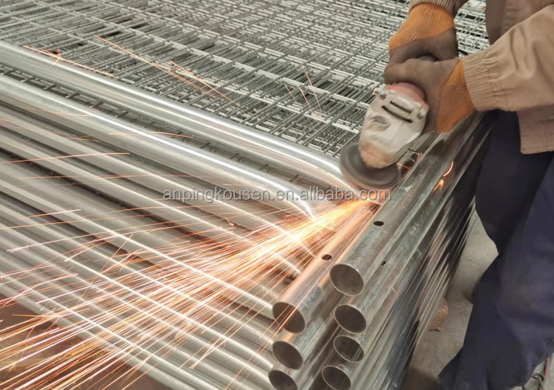 Galvanized and PVC Coated Standard Temporary Fence Panels for Roadway Safety Measures