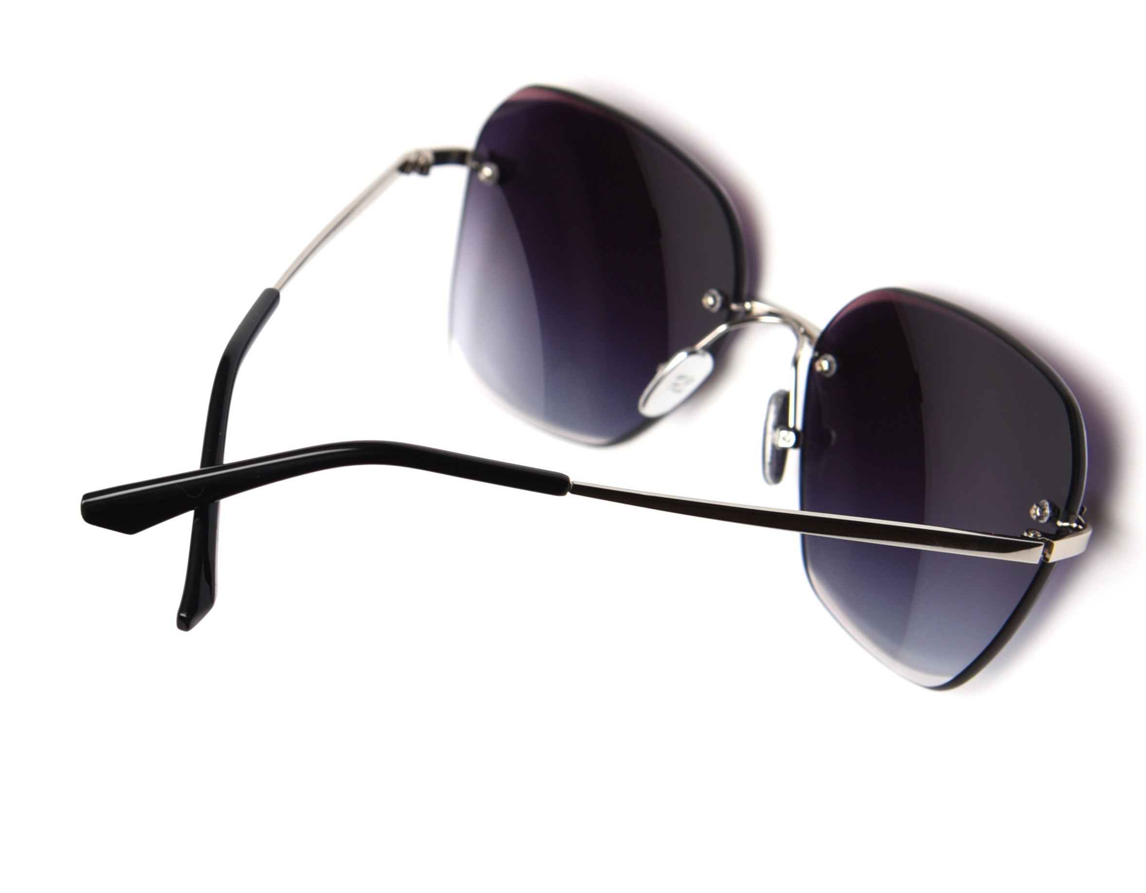 Rectangle Trimmed Women Rimless Crystal Sunglasses 140mm Metal Frame Polarized
