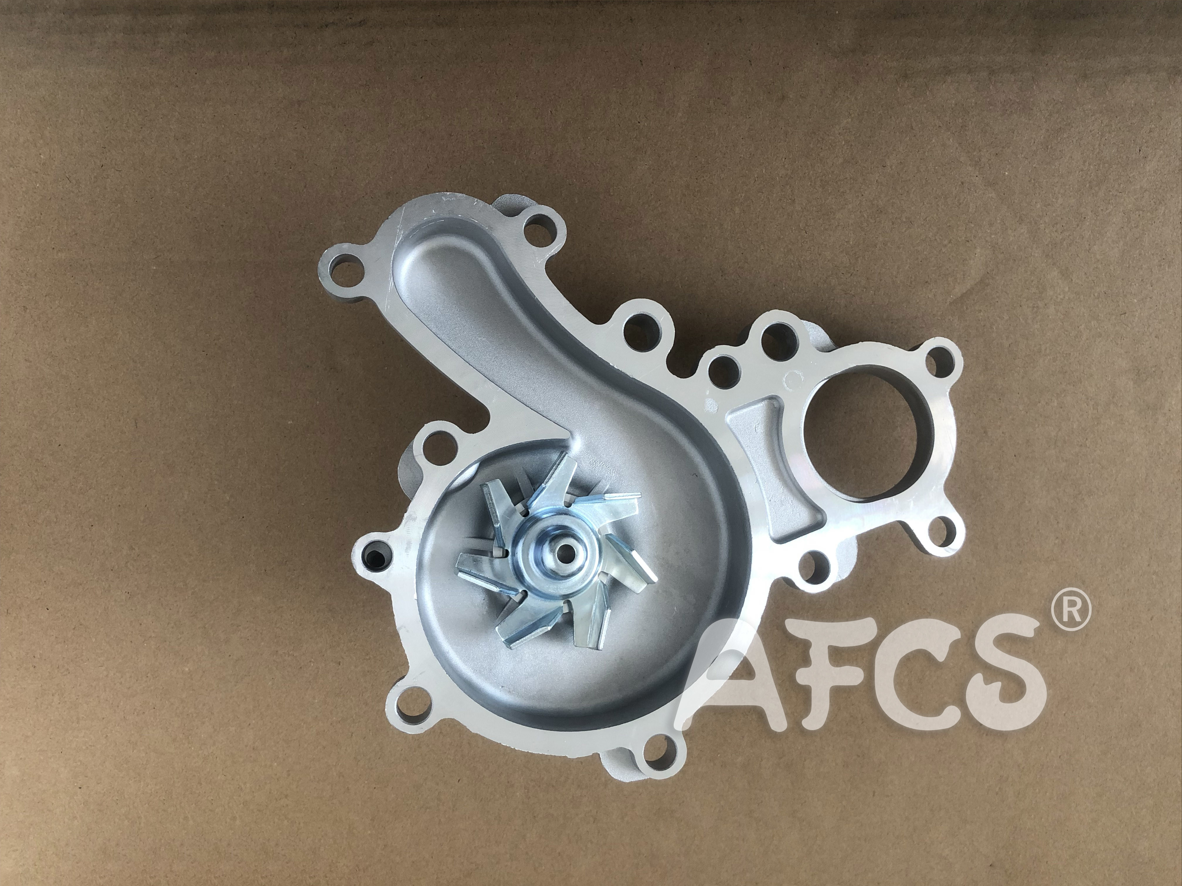 16100-39496 16100-39495 Engine Water Pump For Toyota Land Cruiser Lexus Lx J2