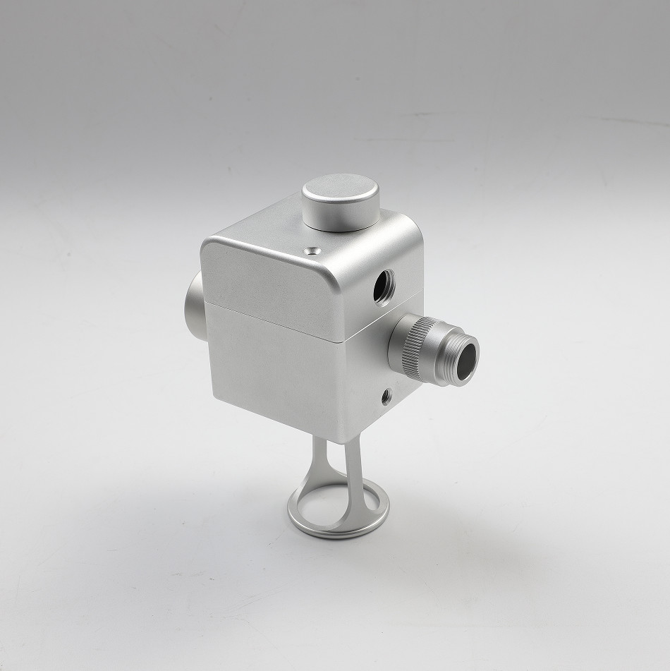 Silver CNC Machining Aluminium Spare Parts Multipurpose Precision