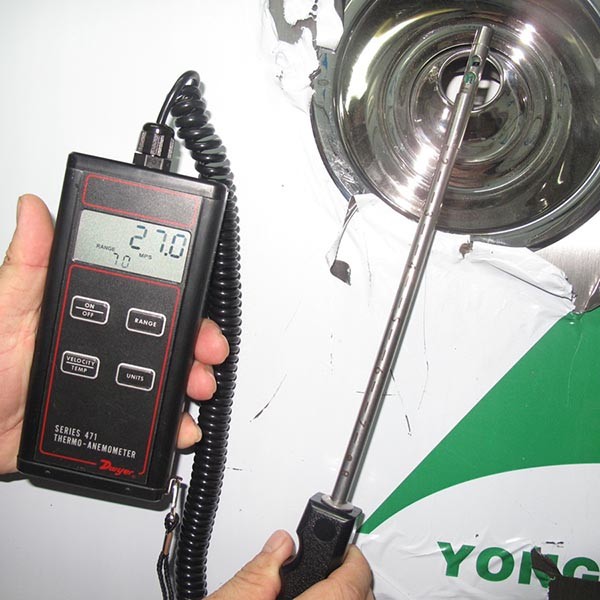 Single Person Cleanroom Air Shower With 90 Degree Corner Doors , 800W Blow Power