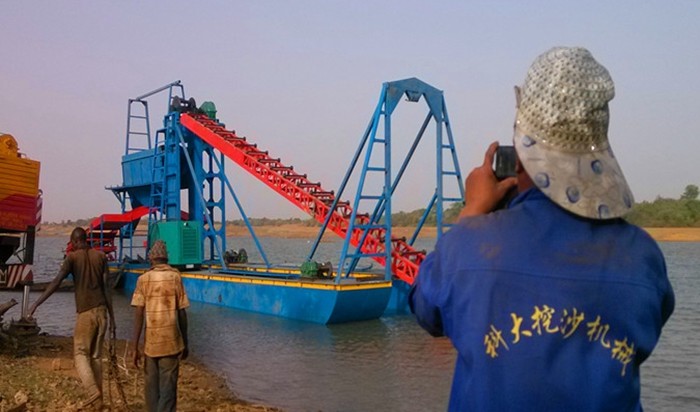 Tin Mining 20 Inch 100T Sand Mining Machinery River Mining Equipment