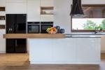 Waterproof Fireproof Kitchen Cabinet with Solid Wood and Customizable Modular