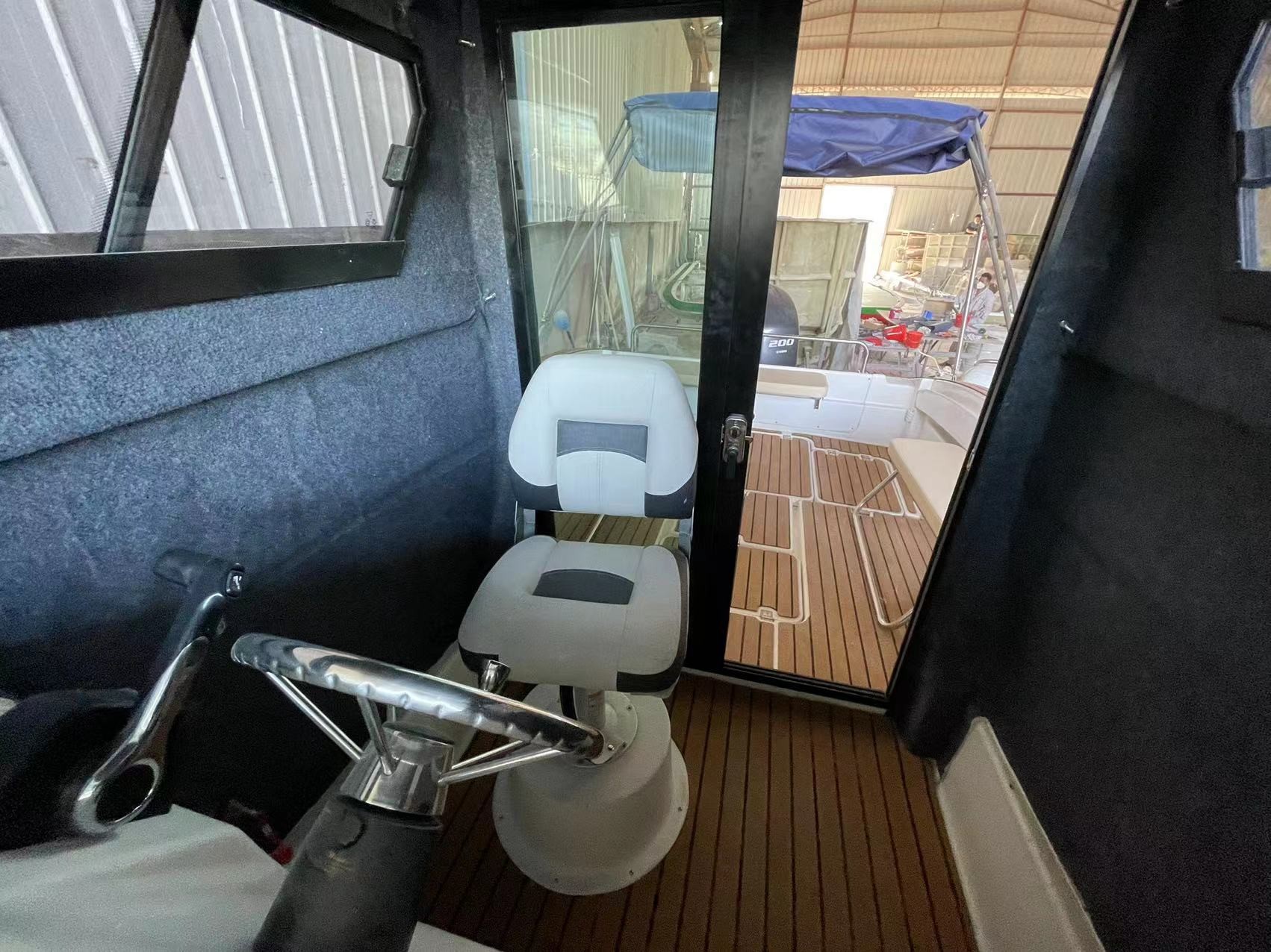 2023 7.6m long fiberglass fishing yacht with cabin on sea for water fun
