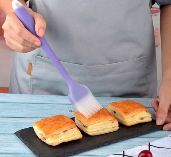 Cheap Big Heat Resistant Baking Basting BBQ Sauce Brush Silicone for sale