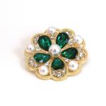 Golden round pearl brooch , womens brooch pins Petal Shape 4.8cm Size
