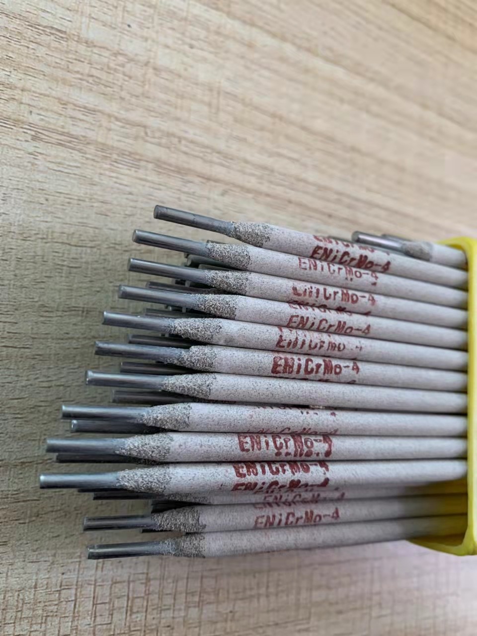 2.5mm Dia NiCrMo-4 Electrode Wire Bright Surface GB/1234 2012
