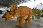 Yellow Hideen Leg Realistic Dinosaur Costume To Perform In Africa Market