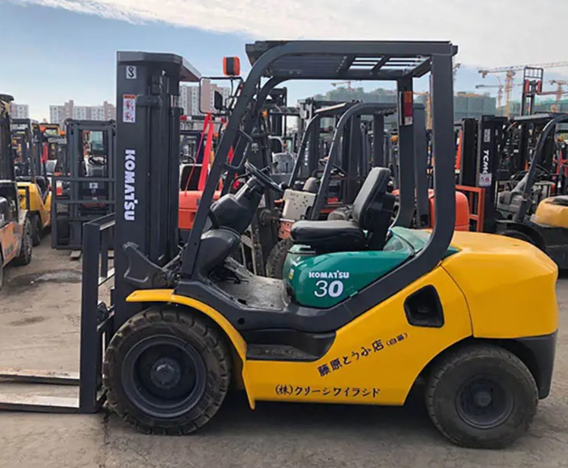 Steering All Terrain Crane Year 2013.8 Model QY130K Capacity 130 Tons