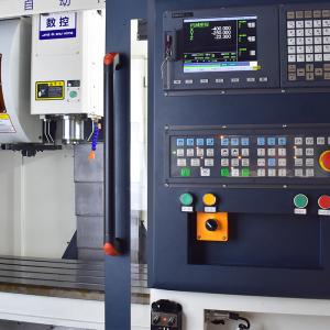 High Precision Cnc Machining Vertical Center 900mm X Axis Travel