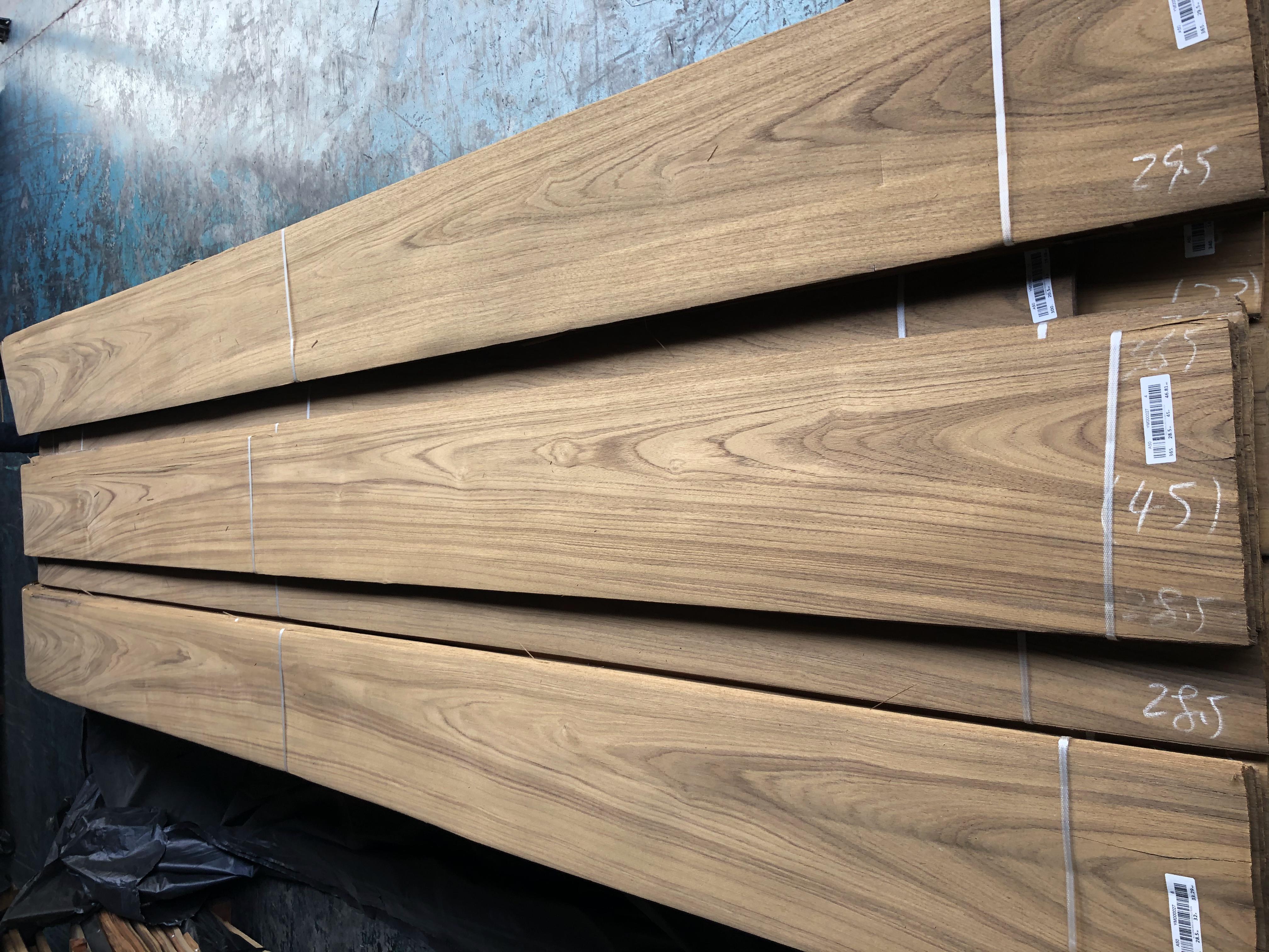 Factory Supply Natural Wood Veneer 0.2mm 0.3mm 0.5mm 1mm 2mm 3mm Natural Plain Cut Burma Teak Veneer
