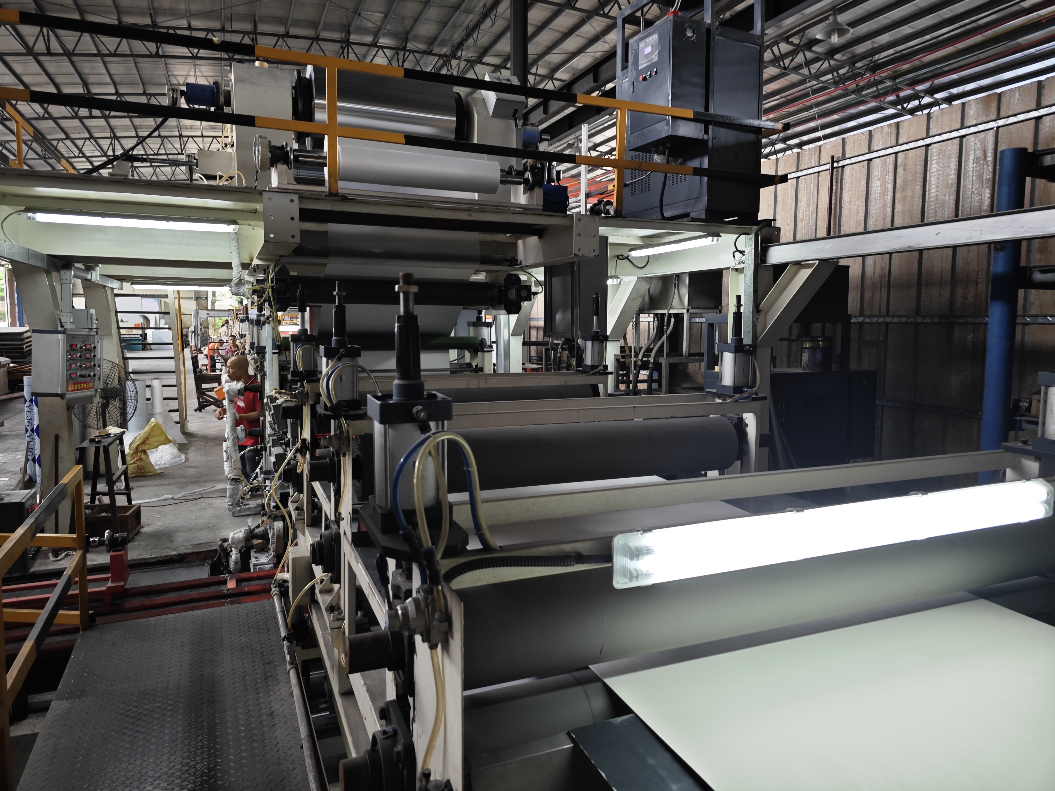 1220mm X 2440mm Wood ACP Sheet Aluminum Layer 0.15mm Thick