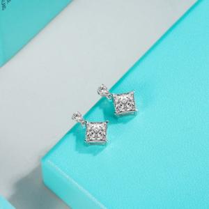Quality Colorless Princess Cut 1ct Moissanite Jewelry Stud Earrings VVS1 wholesale