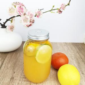 Quality Beverages 0.5 Liter Plastic Storage Jars With Caps Clear Round Juice Containers wholesale