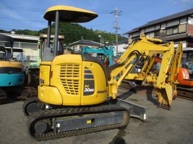 19.5KW Komatsu PC 30 Second Hand Excavator With 0.09m3 Bucket Capacity