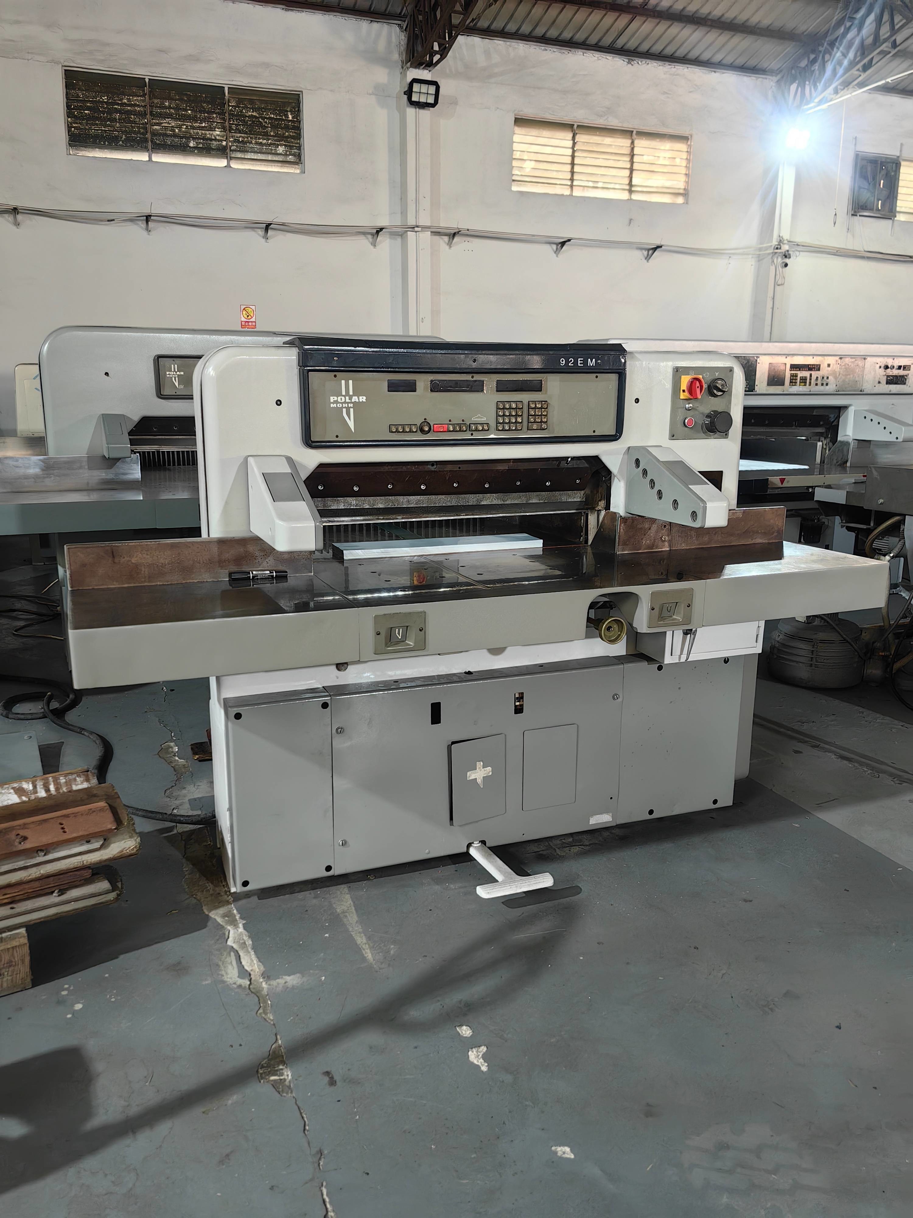 Fully Automatic Programming Guillotine Machine Factory