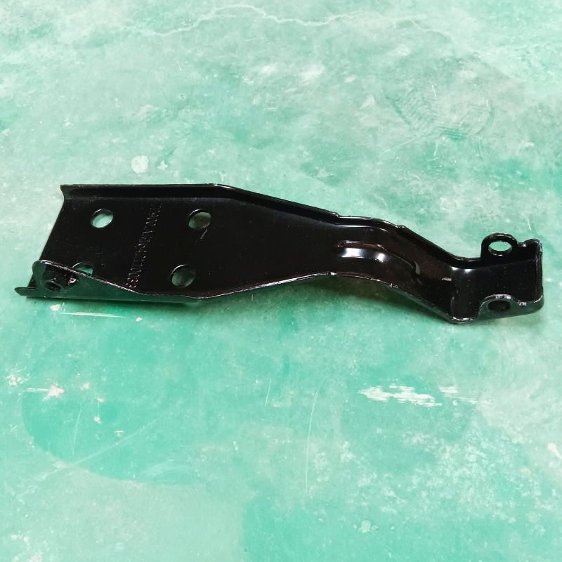 Sinotruk HOWO Truck Parts Door Right Hinge Az1642110033