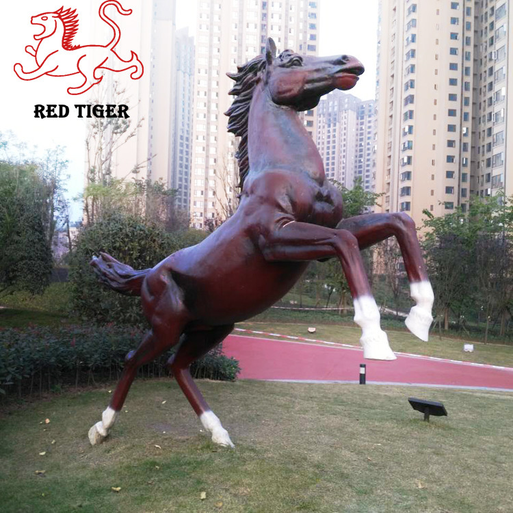 Custom Animal Resin Statues Animatronic Life Size Horse Sculptures