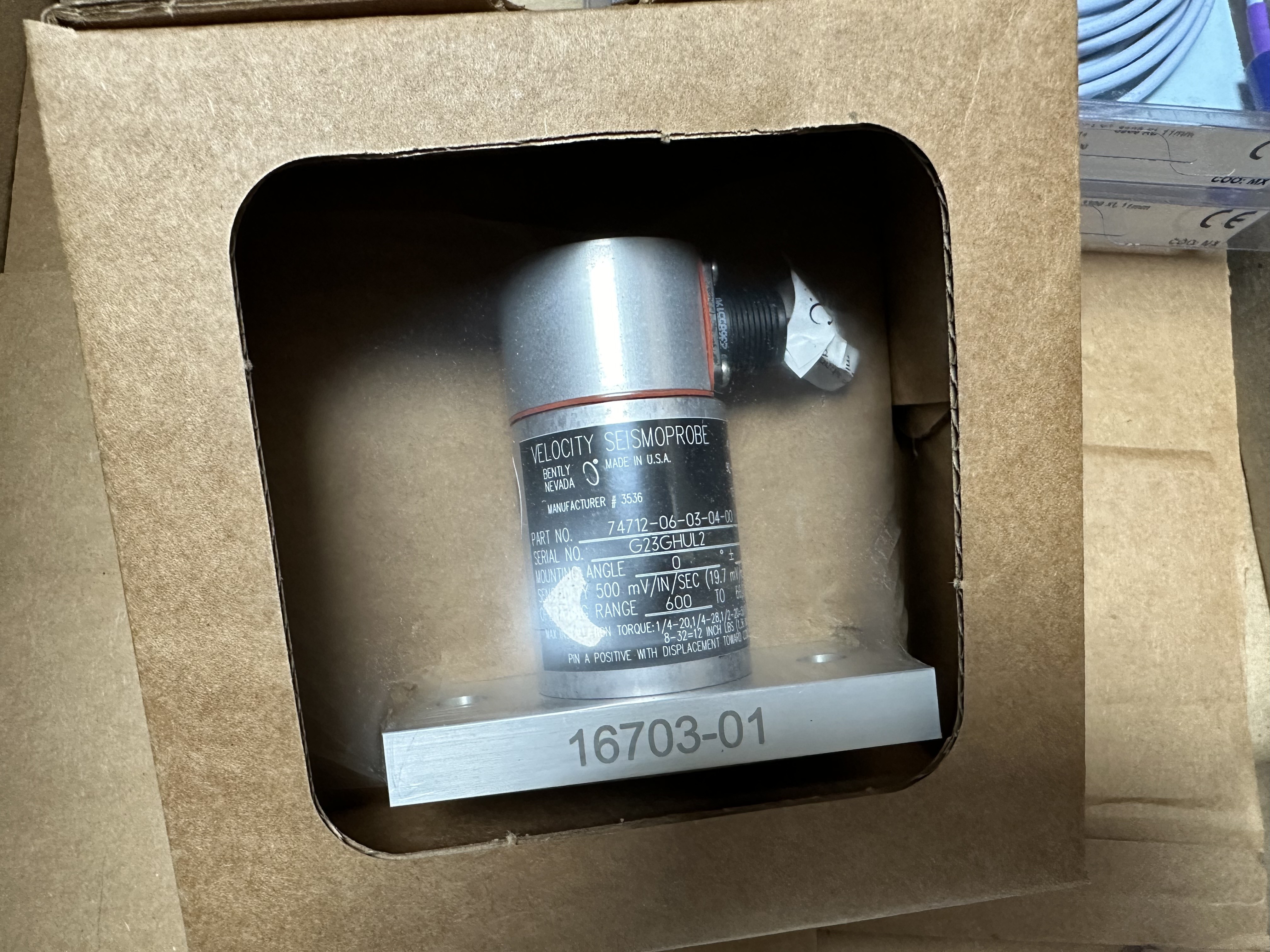 74712-06-03-04-00 Vibration Sensor Bently Nevada High Temperature Velocity Seismoprobe