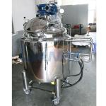 Sealed Type 500L Stainless Steel Mixing Tanks , Movable Cosmetic Mixing