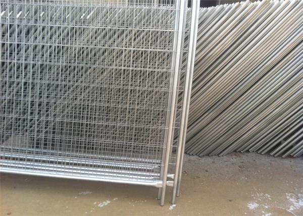Q235 Steel Materials Construction Fence Panels Safety Barricade Fence