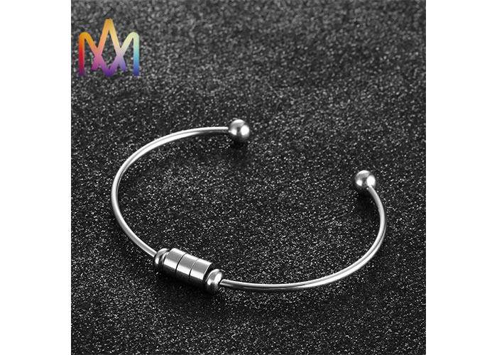 Removable Wired Cuff Womens Engraved Bracelets 7g