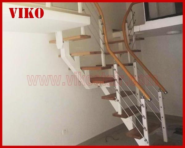 Steel Cable Stair VK91SC WoodenHandrail Treed American Oak Carbon Powder-coate