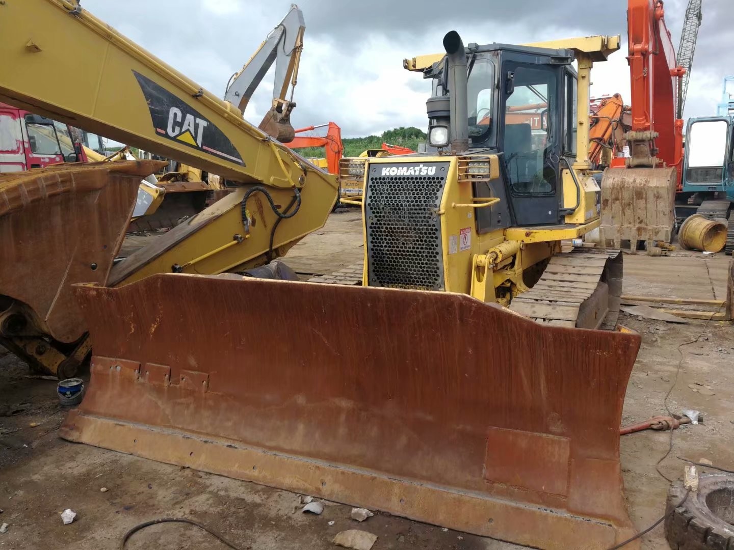 Used Mini Komatsu D40P-5 Bulldozer,6 way Blade/Used Komatsu Bulldozer for sale