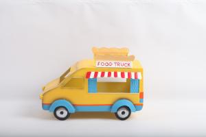 Quality Bright Colors And Cute Style Small Ornaments Caravans And Food Truck OEM wholesale