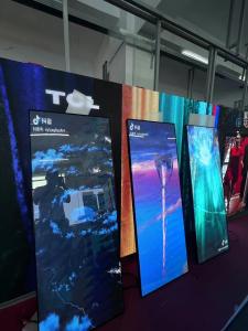 Quality Aluminum Iron Steel LED Poster Screen 960*1920 LED Screen P2.5 Indoor 3840hz IP56 wholesale