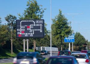 Quality Wireless Dynamic Message Signs , Digital Highway Message Boards Ekran wholesale