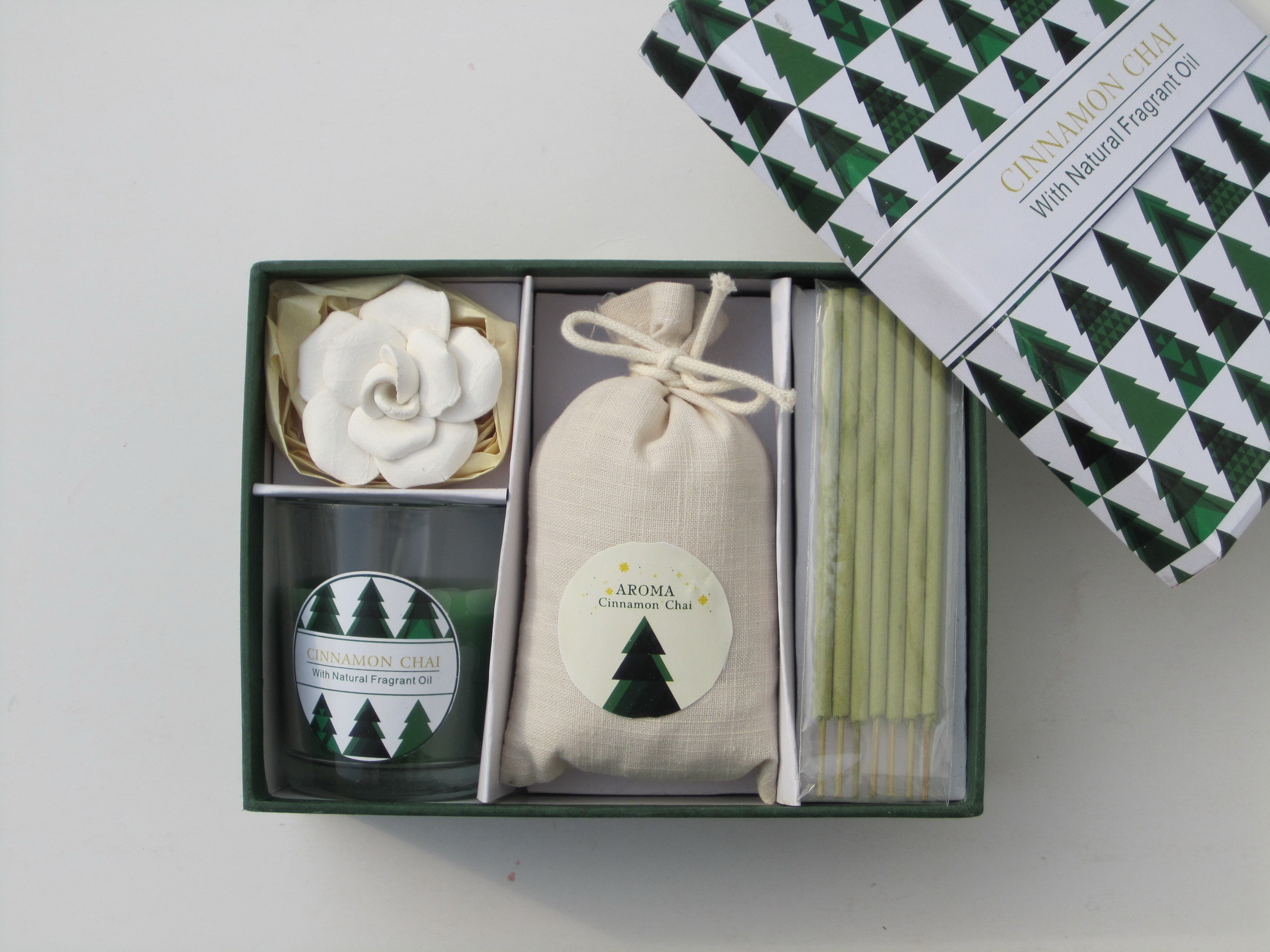Green Cinnamon chai fragrance scented glass candle packed into gift box