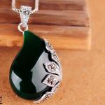 Vintage Jewelry 925 Silver Green Agate Marcasite Drop Pendant Necklace 18 Inches