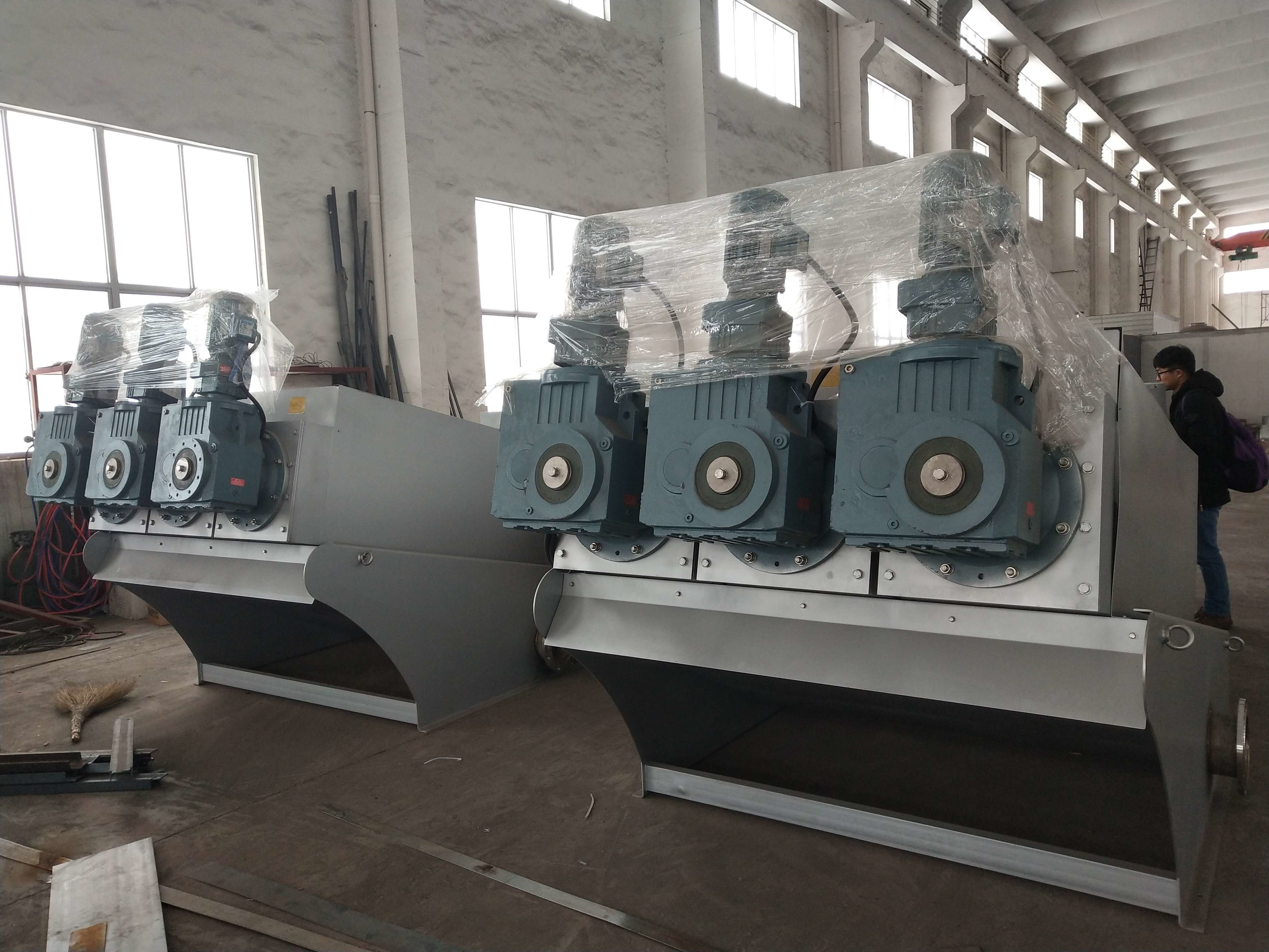 9.0m3/h Sludge Dewatering Machine , Petrochemical Sludge Dehydrator System